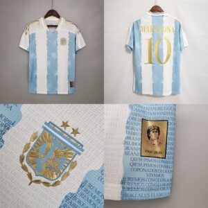 Caratteristiche della maglia commemorativa Maradona 2021