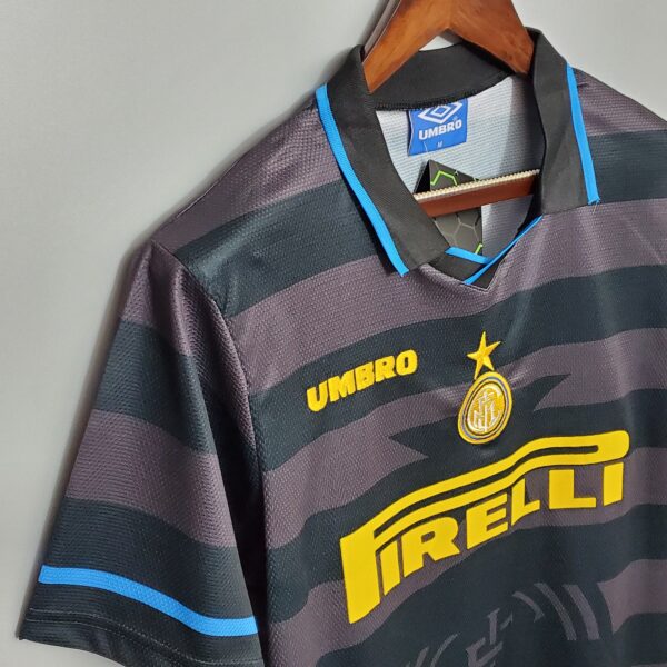 Maglia Inter 97-98 seconda divisa, petto