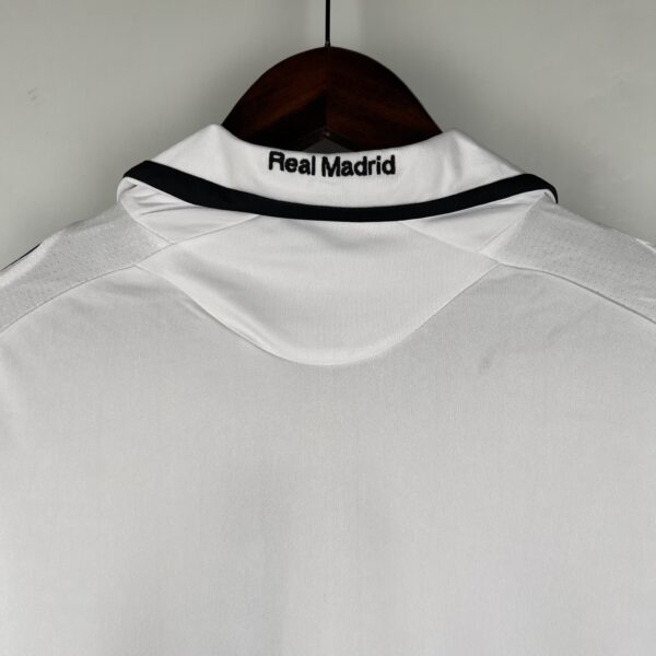 maglia Real Madrid 2008/09 scollo anteriore