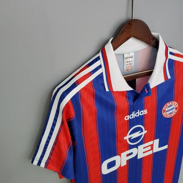 Maglia Bayern Monaco 95/97 prima divisa spalla