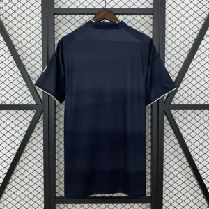 nuova maglia real madrid 2025-2026 con numero