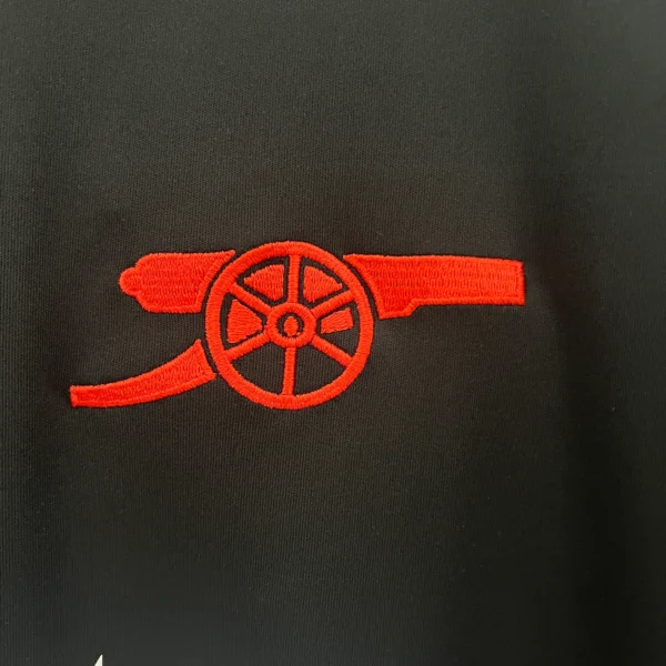 Maglia Arsenal 2024-2025 nera stemma