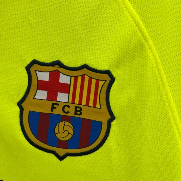Maglia FC Barcelona 2014-2015 gialla stemma