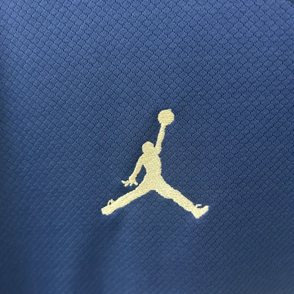 maglia psg blu 2024-2025 logo