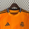maglia real madrid arancione 2024 collo