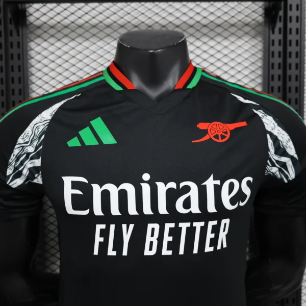 Maglia Arsenal 2024-2025 nera collo