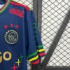 Nuova maglia Ajax 2025-2026 Bob Marley blu manica