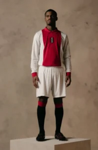Nuova maglia Ajax 2025-2026 rossa acquisto