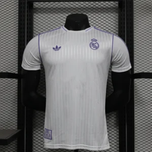 Nuova maglia Edizione Speciale Real Madrid 2025