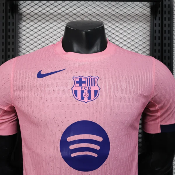 Nueva camiseta FC Barcelona 2025 cuello