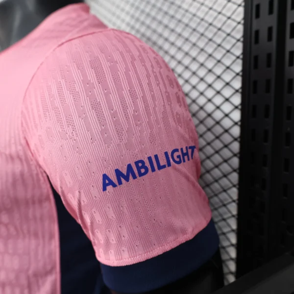 Nueva camiseta FC Barcelona 2025 hombro