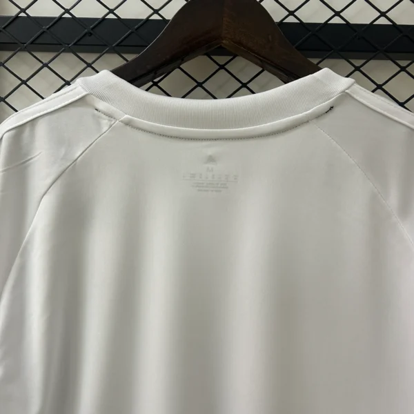 Nuova Maglia Arsenal Bianca Edizione collo anteriore