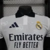 maglia edizione speciale real madrid 2025 collo