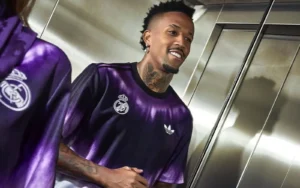 maglia real madrid viola 2025 giocatore post