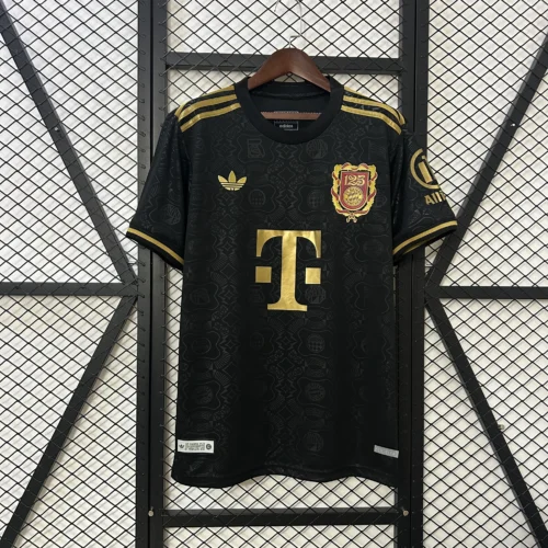 nuova maglia bayern monaco nera 2025