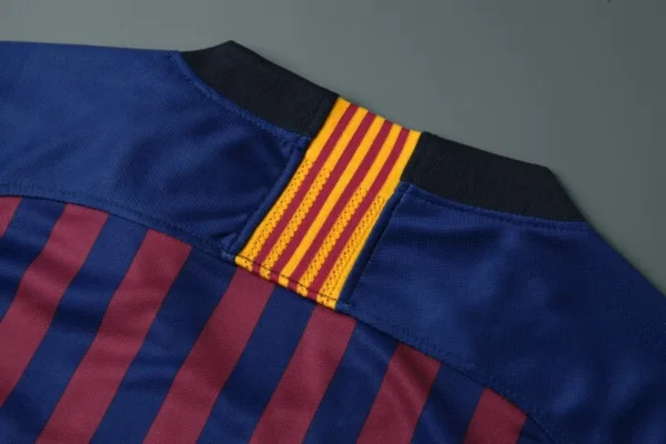 Maglia FC Barcelona Messi 2018-2019 collo anteriore