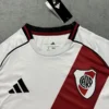 Maglia River Plate 2025-2026 Mastantuono collo