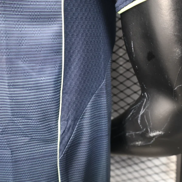 Maglia nera Real Madrid 2025-2026 lato