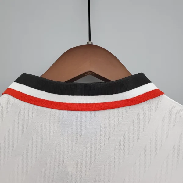 Maglia retro Manchester United 1996-1997 collo