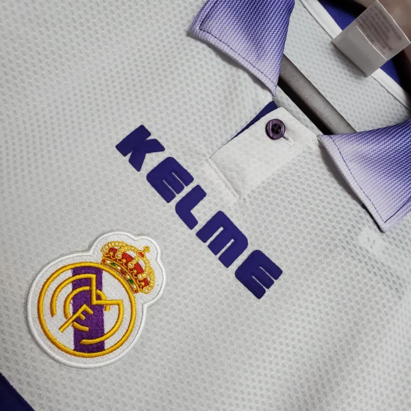 Maglia retro Real Madrid 1997-1998 Raul stemma
