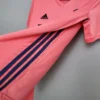 Maglia retro Real Madrid 2020-2021 rosa lato
