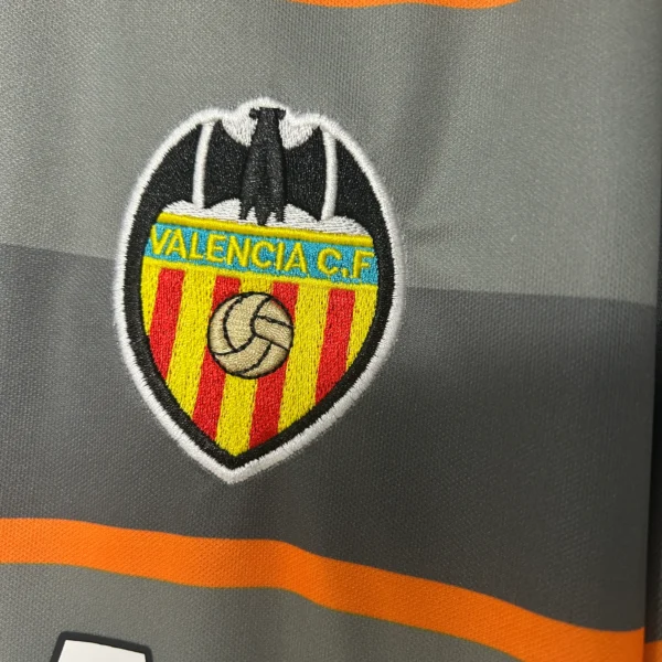 Maglia retro Valencia CF 1999-2000 grigia stemma