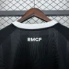 Nuova maglia Real Madrid Nera 2025-2026 scollo anteriore