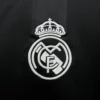 Nuova maglia Real Madrid Nera 2025-2026 stemma