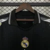 Nuova maglia Real Madrid 2025-2026 nera collo