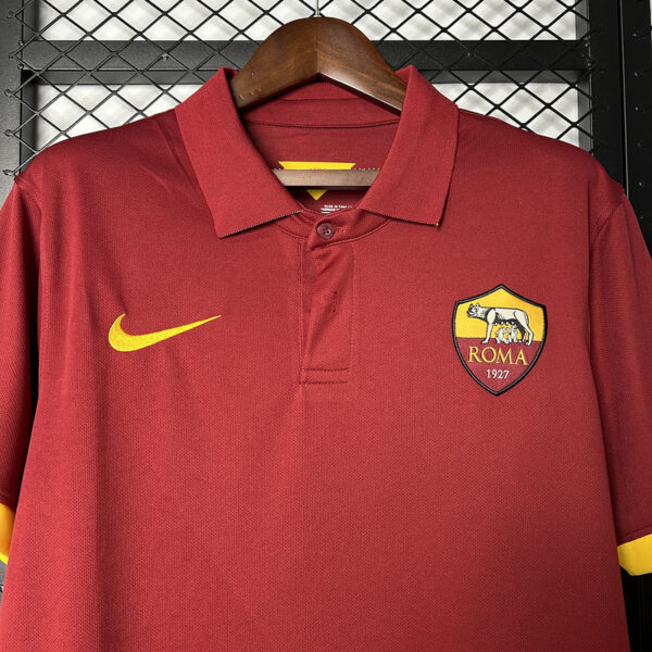 Maglia AS Roma 2014–2015 rosso imperiale collo