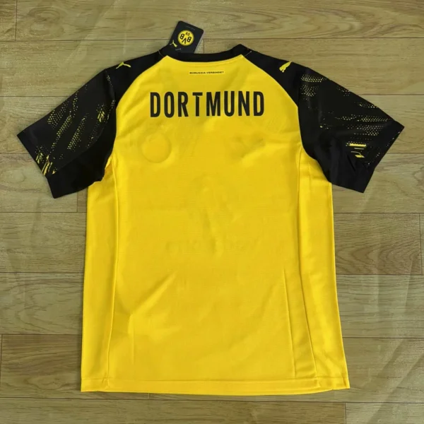 Maglia Borussia Dortmund Guirassy 2025-2026 dorso