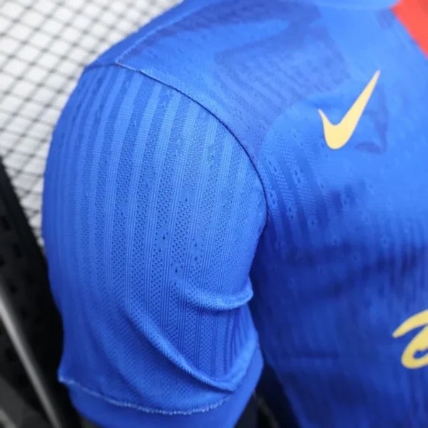 Maglia FC Barcelona blu/rossa 2025-2026 manica