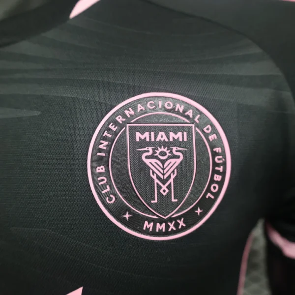 Maglia Inter Miami Messi 2024-2025 Nera stemma