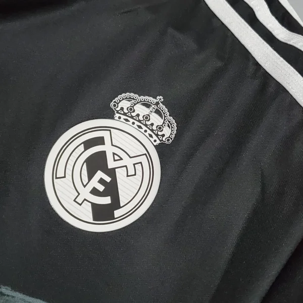 Maglia Real Madrid 2014-2015 Nera stemma