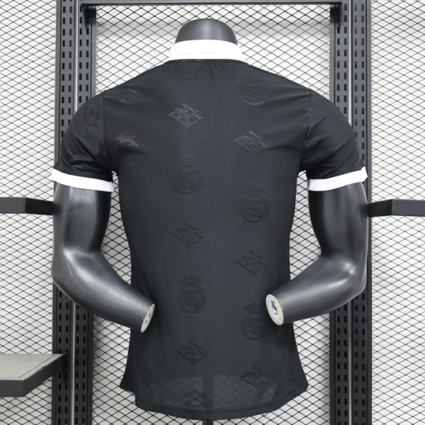 Maglia Real Madrid 2025-2026 Nera con numero