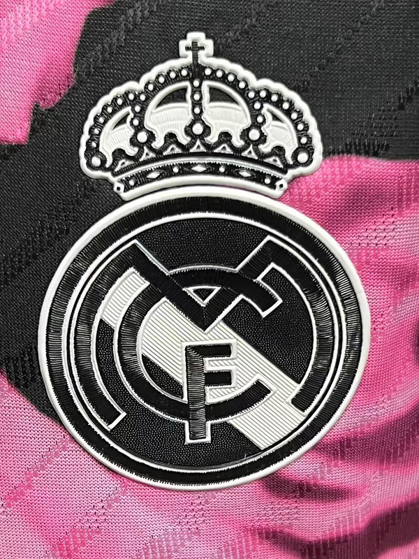 Maglia Real Madrid 2025-2026 Serpente rosa stemma
