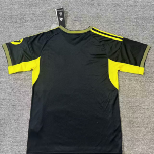 Maglia Real Madrid 2025-2026 nero/giallo con numero