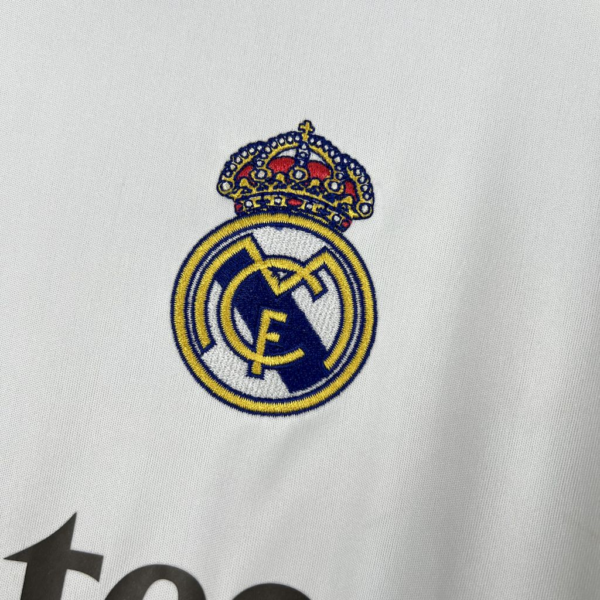 Maglia Real Madrid maniche lunghe 2025-2026 stemma