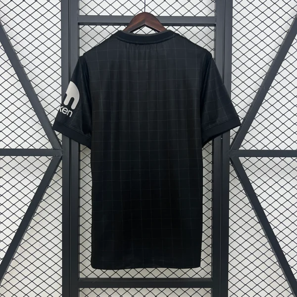 Maglia Tottenham 2025-2026 nera con numero