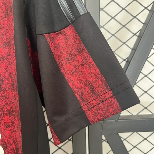 Maglia retrò AC Milan 2015-2016 Rosso/Nera manica