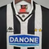 Maglia retro Juventus 1994-1995 Danone collo