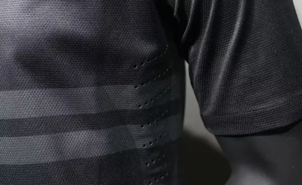 Maglia retro Portogallo nera 2013 lato