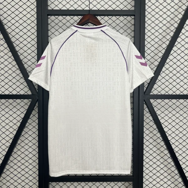 Maglia retrò Real Madrid Bianca 1990-1992 con numero