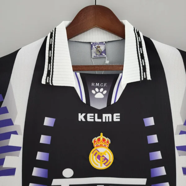 Maglia retro Real Madrid Nera 1997-1998 collo