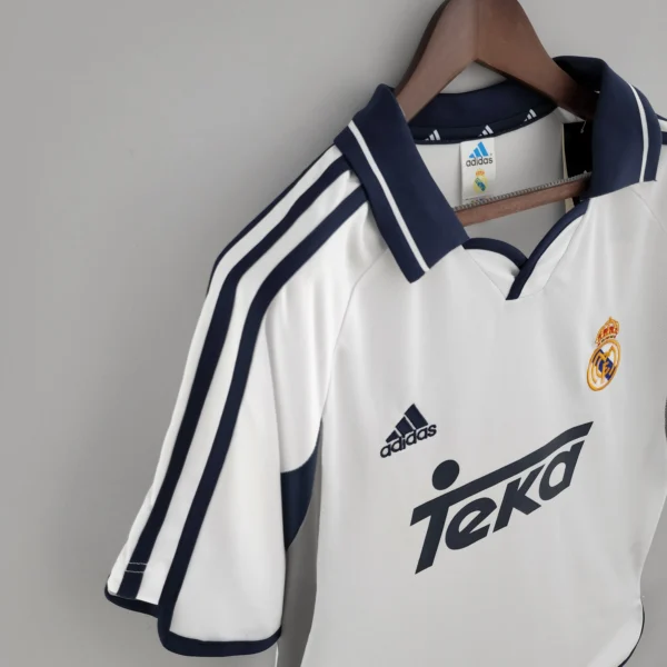 Maglia retrò Real Madrid Raúl 2000-2001 spalla