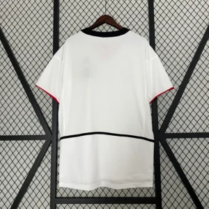 Maglia retro bianca Manchester United 2002-2003 con numero