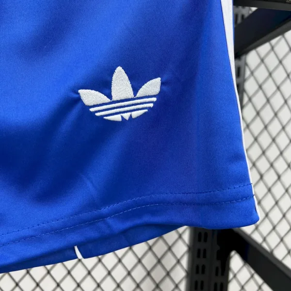 Conjunto Real Madrid niño 2025-2026 Azul pantalon corto