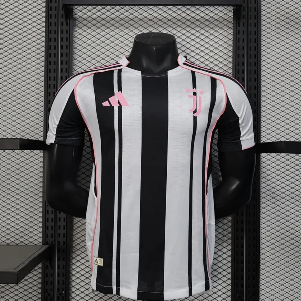 Nuova maglia Juventus 2025-2026