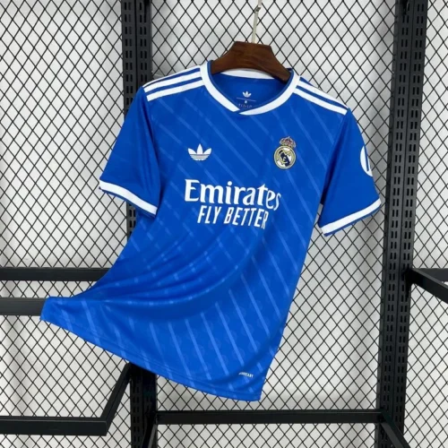 Nuova maglia Real Madrid 2025-2026 blu
