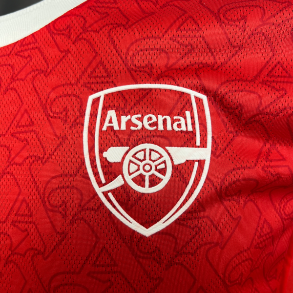Maglia Arsenal Gyökeres 2025-2026 stemma